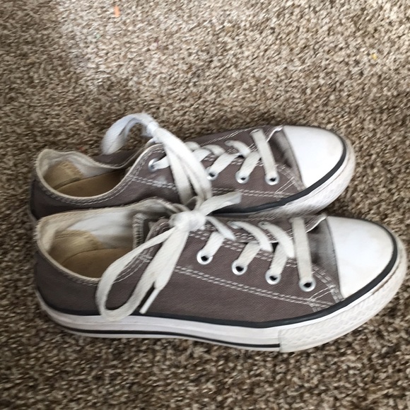 Shoes - Picture 2 of 3